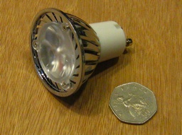 3 LED spotlights (3 W) 3 LED spotlights (3 W)