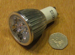 4 LED Spotlight (5 W) 4 LED Spotlight (5 W)
